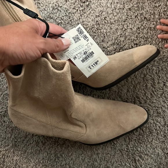 NWT Zara Suede Heeled Ankle Boots - Picture 5 of 7